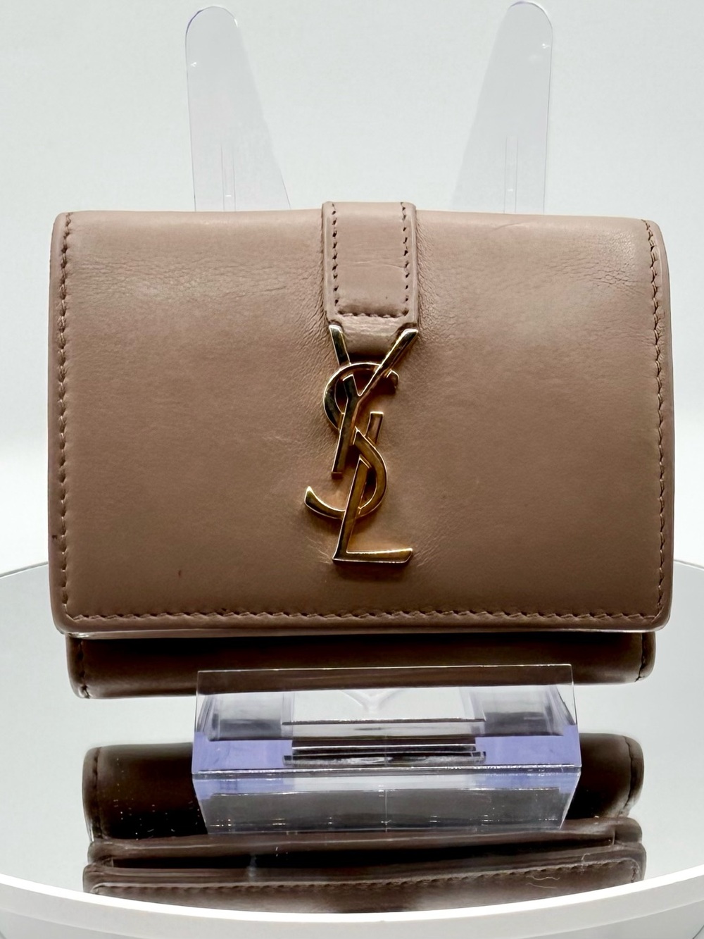 Saint Laurent l Trifold mini Wallet-Taupe Leather - Picture 2 of 16